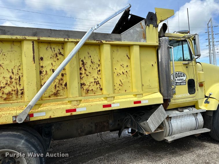 image for item DP8384 1992 International  9200 dump truck
