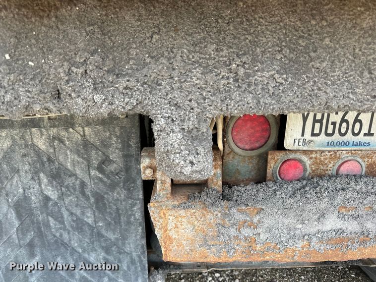 image for item DP8384 1992 International  9200 dump truck