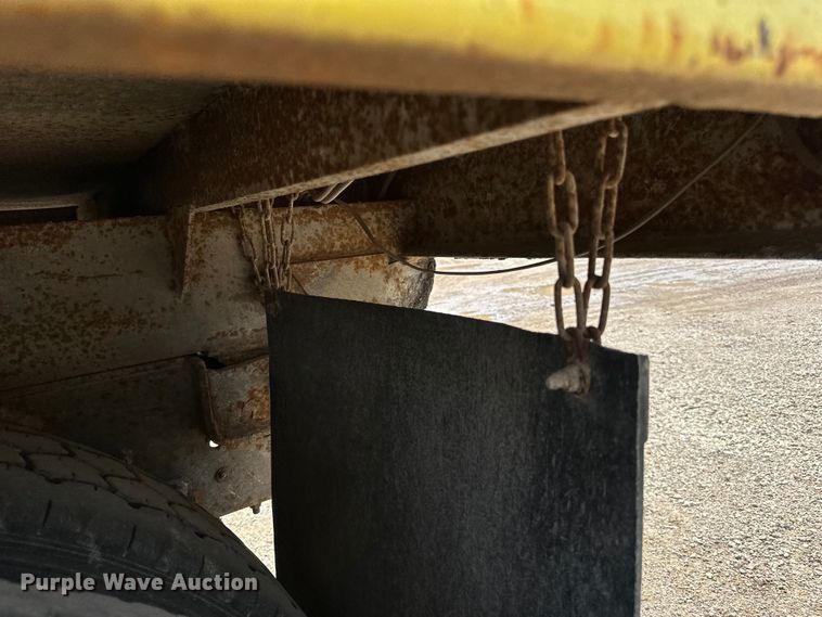 image for item DP8384 1992 International  9200 dump truck