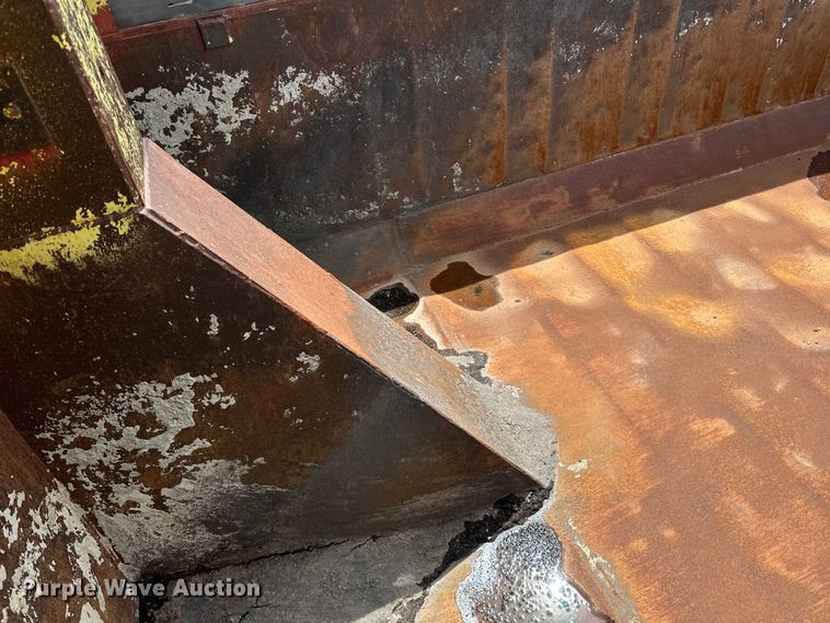 image for item DP8384 1992 International  9200 dump truck