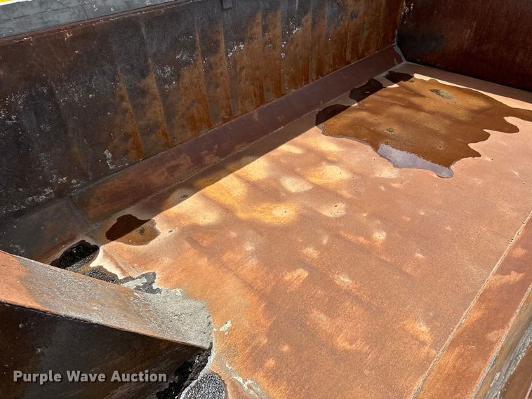 image for item DP8384 1992 International  9200 dump truck