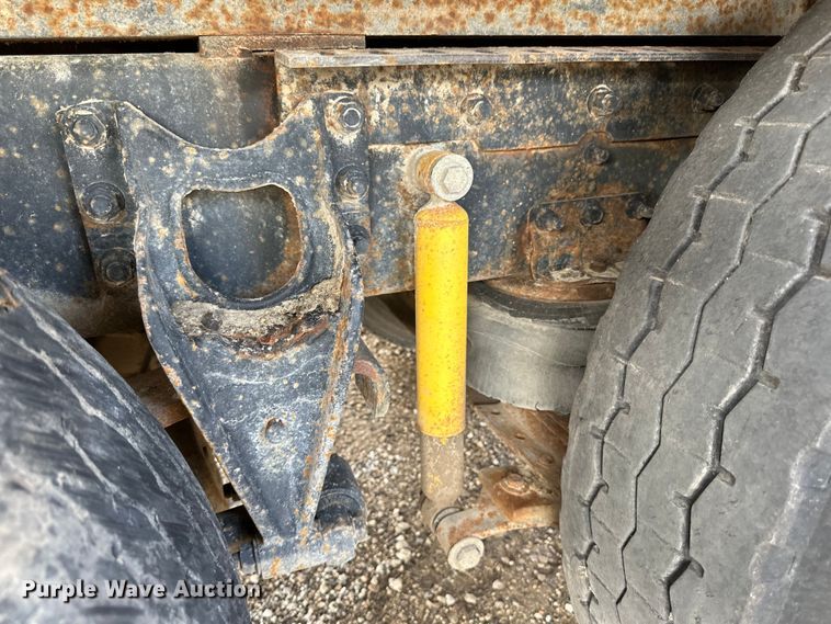 image for item DP8384 1992 International  9200 dump truck