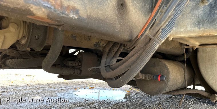 image for item DP8384 1992 International  9200 dump truck