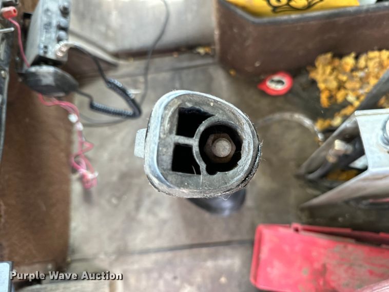 image for item DP8384 1992 International  9200 dump truck