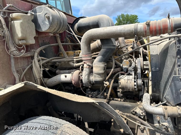 image for item DP8384 1992 International  9200 dump truck