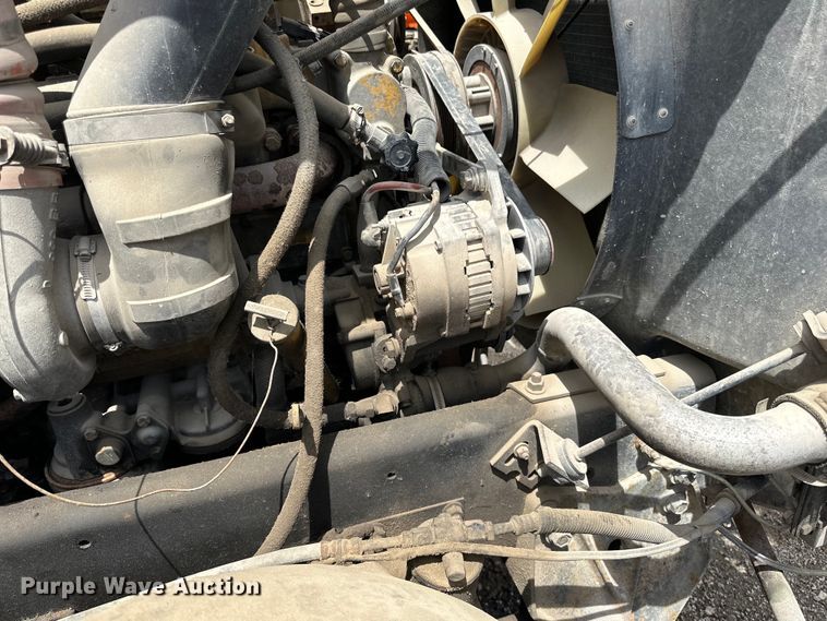 image for item DP8384 1992 International  9200 dump truck