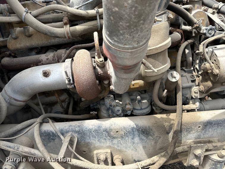 image for item DP8385 1993 International  9400 dump truck