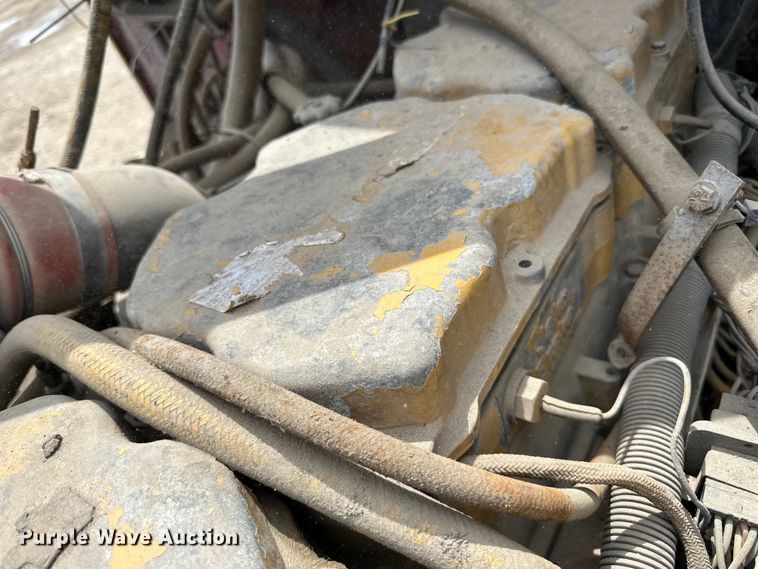 image for item DP8385 1993 International  9400 dump truck