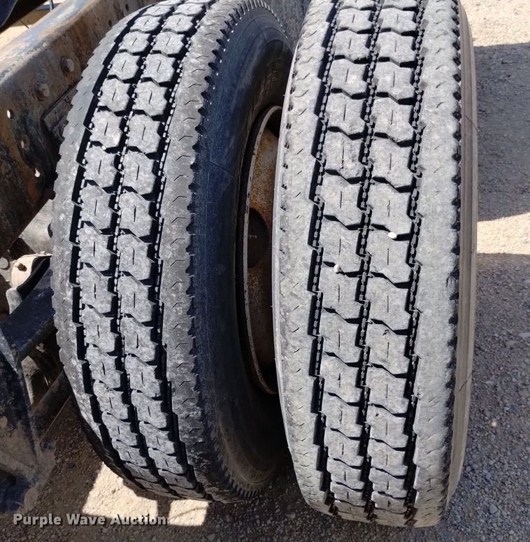 image for item DQ6112 1997 International 9200 water truck