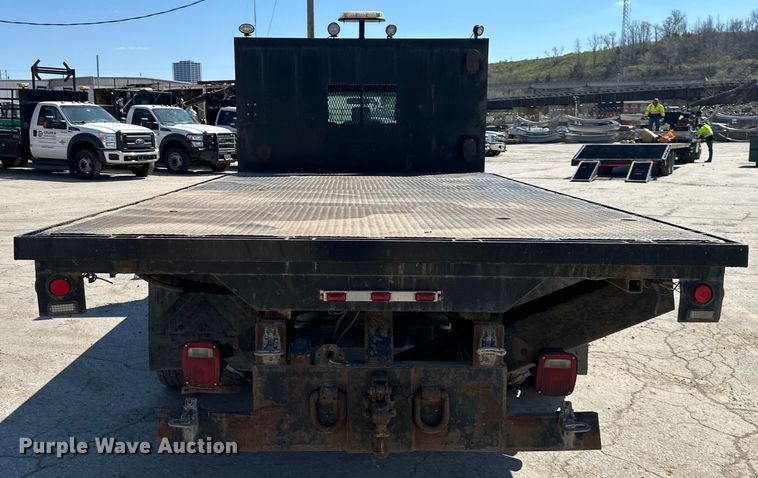image for item DQ6434 2016 Ford F550 Super Duty XL flatbed truck