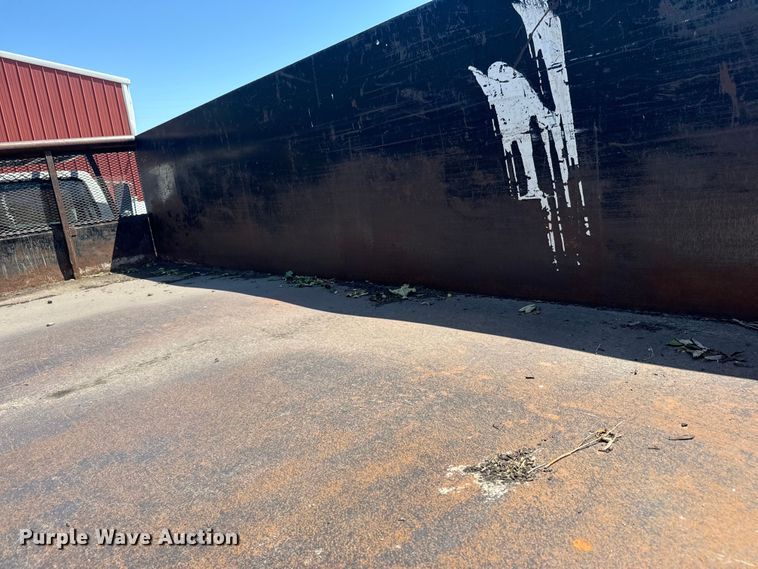 image for item DQ6772 1995 Ford F700 dump truck