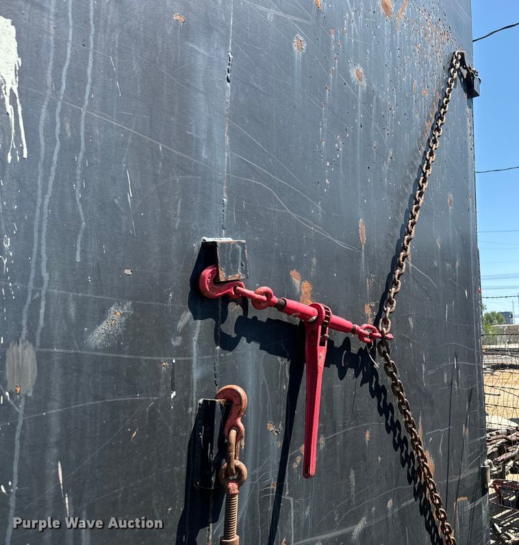 image for item DQ6773 2007 Interstate  equipment trailer