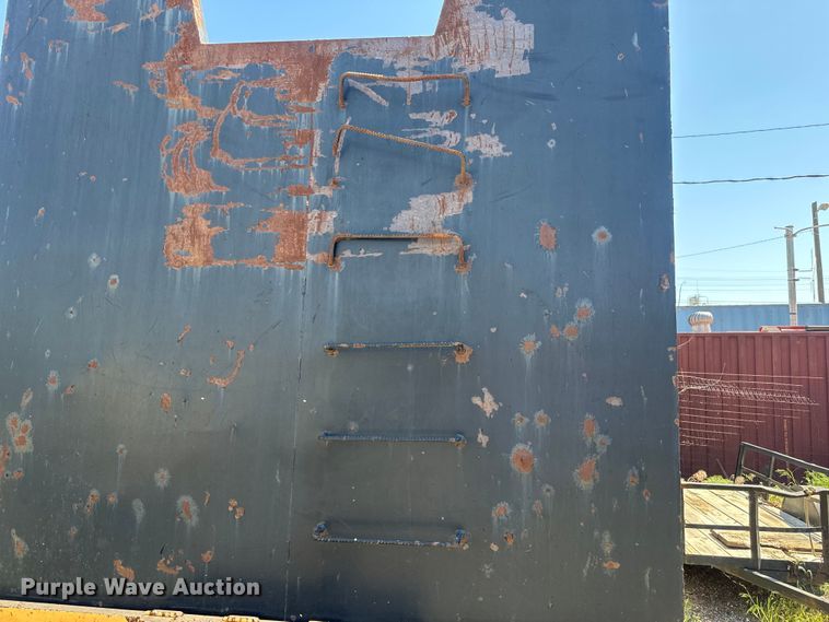 image for item DQ6773 2007 Interstate  equipment trailer