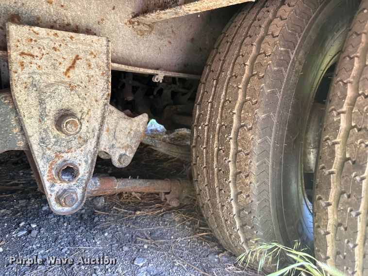 image for item DQ6773 2007 Interstate  equipment trailer