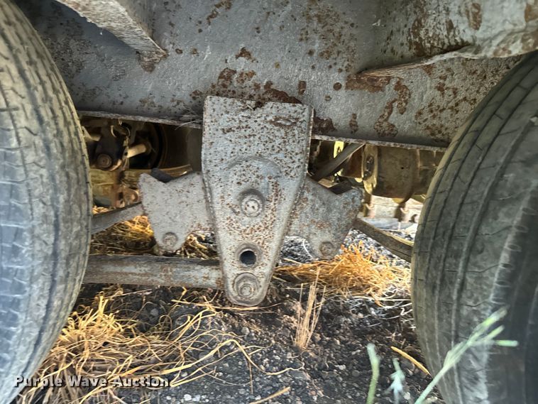 image for item DQ6773 2007 Interstate  equipment trailer