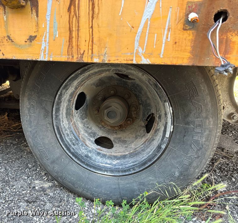 image for item DQ6773 2007 Interstate  equipment trailer