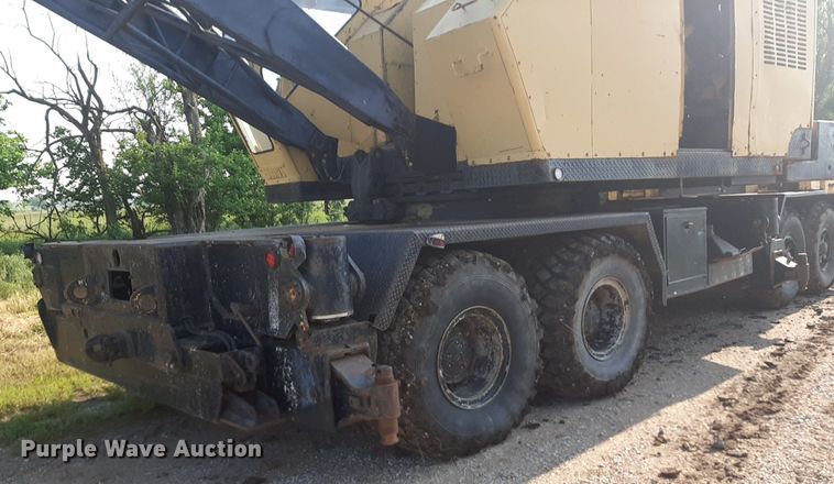 image for item DQ7108 P&H 650 ATC crane