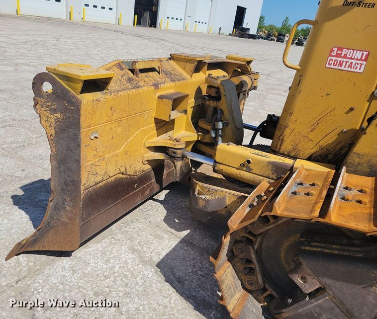 image for item DR4306 2006 Caterpillar D6N XL dozer