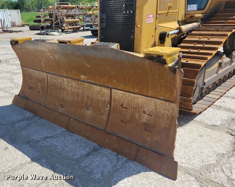 image for item DR4306 2006 Caterpillar D6N XL dozer