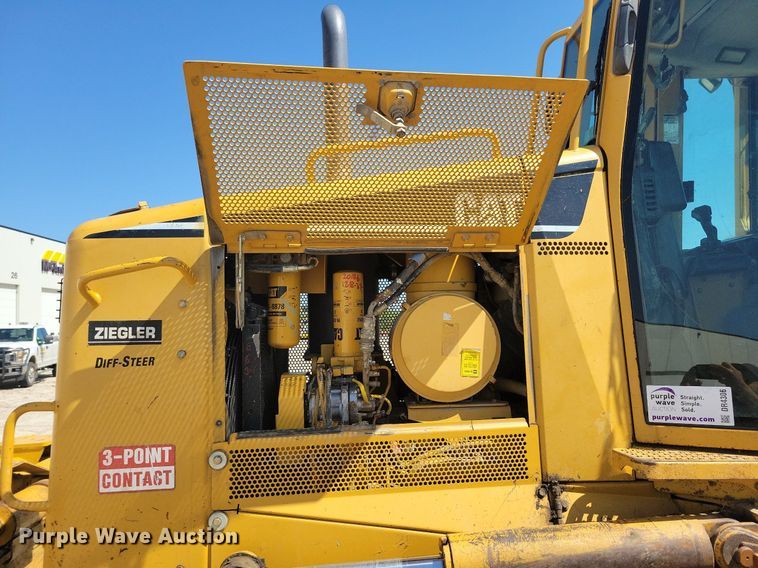 image for item DR4306 2006 Caterpillar D6N XL dozer