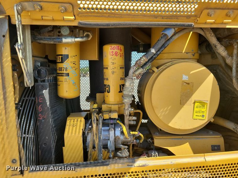 image for item DR4306 2006 Caterpillar D6N XL dozer