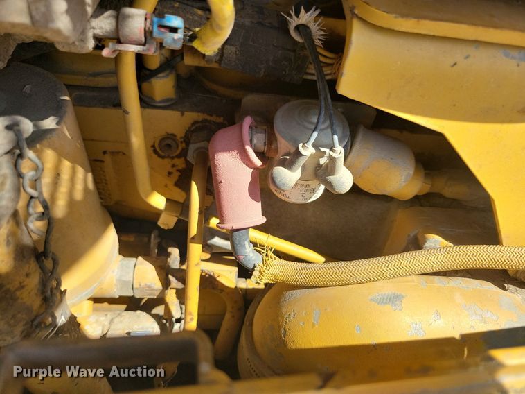 image for item DR4306 2006 Caterpillar D6N XL dozer