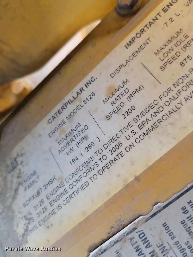 image for item DR4306 2006 Caterpillar D6N XL dozer