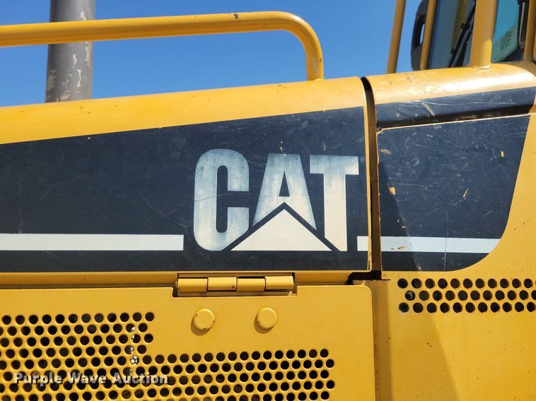 image for item DR4306 2006 Caterpillar D6N XL dozer