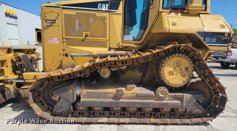 image for item DR4306 2006 Caterpillar D6N XL dozer