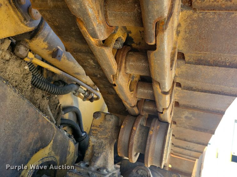 image for item DR4306 2006 Caterpillar D6N XL dozer