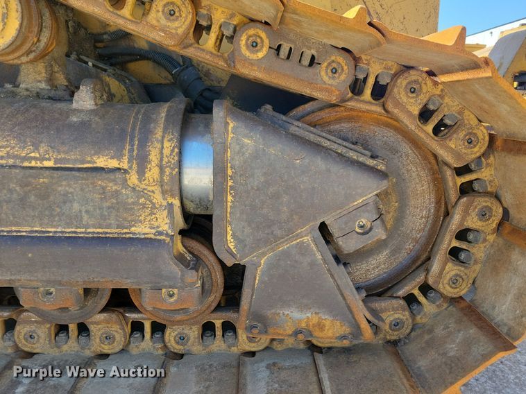 image for item DR4306 2006 Caterpillar D6N XL dozer