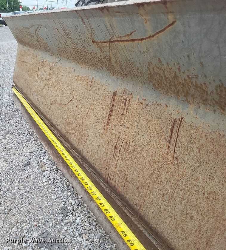 image for item DR4778 Gehl motor grader