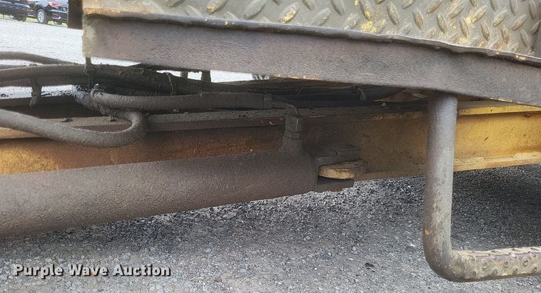 image for item DR4778 Gehl motor grader