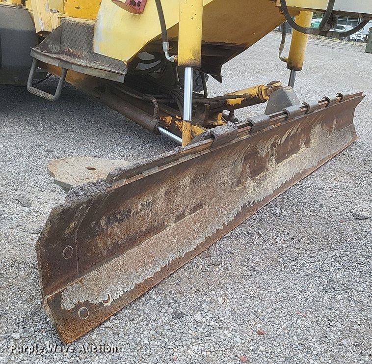 image for item DR4778 Gehl motor grader