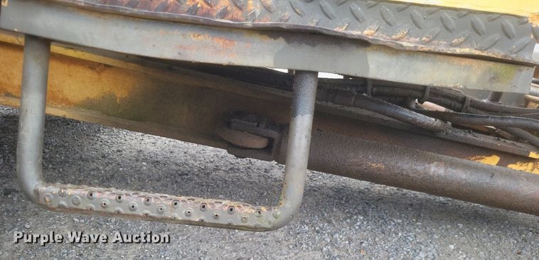 image for item DR4778 Gehl motor grader