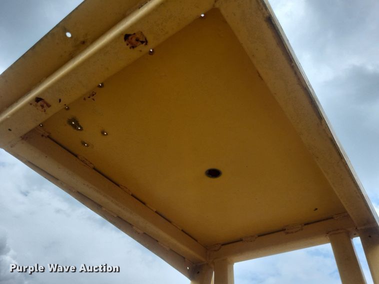 image for item DR4778 Gehl motor grader