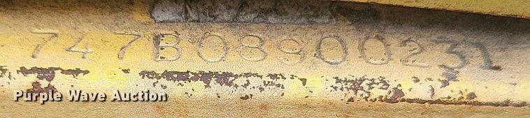 image for item DR4778 Gehl motor grader