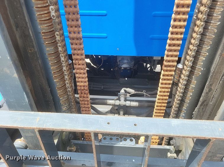 image for item DR4779 2013 Great Dane  FSP-0024-00099 flatbed trailer with forklift