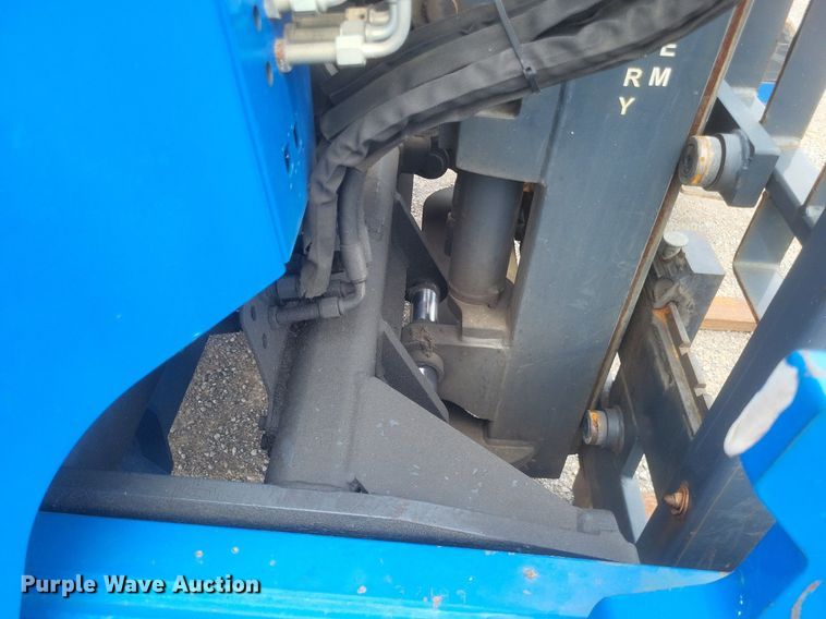 image for item DR4779 2013 Great Dane  FSP-0024-00099 flatbed trailer with forklift