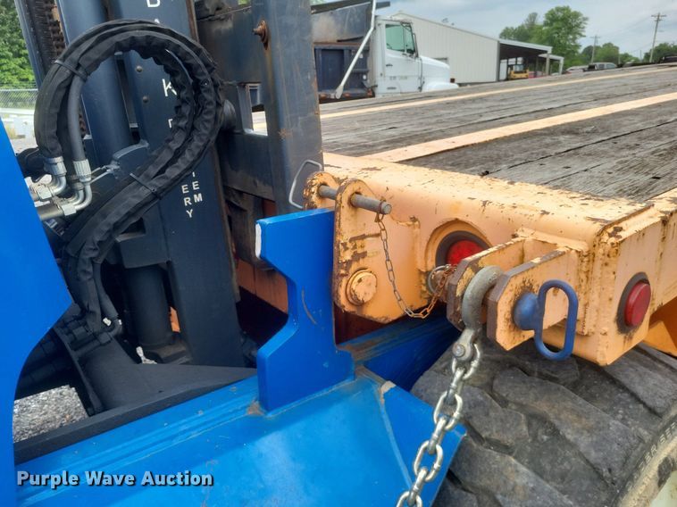 image for item DR4779 2013 Great Dane  FSP-0024-00099 flatbed trailer with forklift