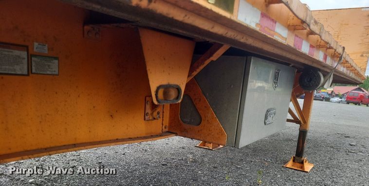 image for item DR4779 2013 Great Dane  FSP-0024-00099 flatbed trailer with forklift