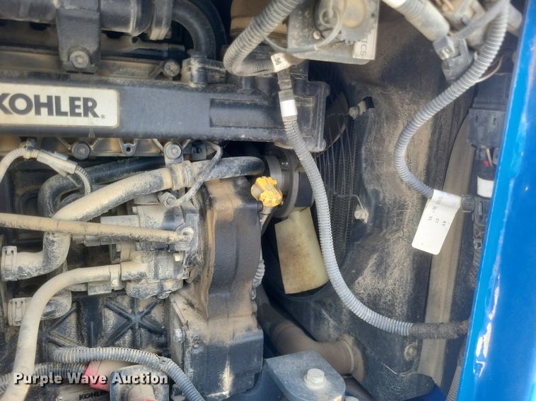 image for item DR4779 2013 Great Dane  FSP-0024-00099 flatbed trailer with forklift