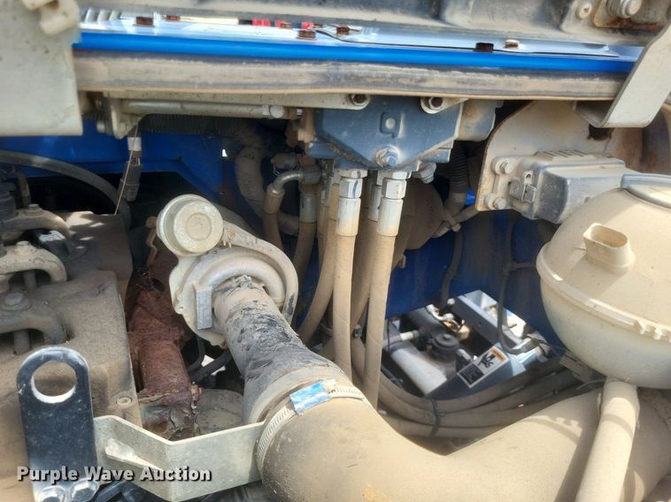 image for item DR4779 2013 Great Dane  FSP-0024-00099 flatbed trailer with forklift