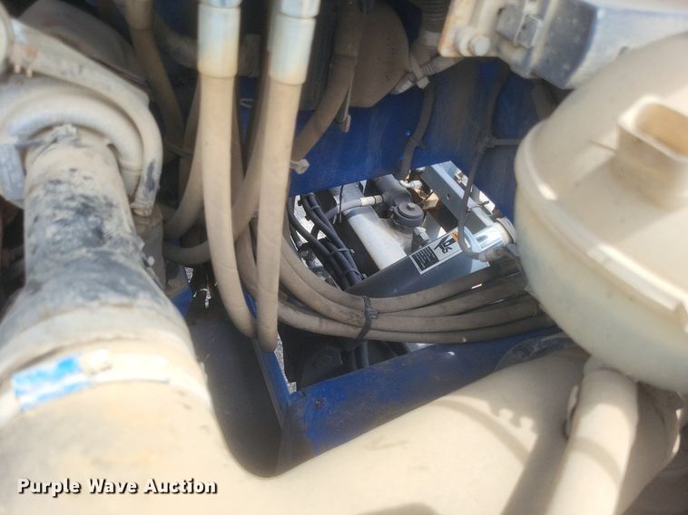 image for item DR4779 2013 Great Dane  FSP-0024-00099 flatbed trailer with forklift