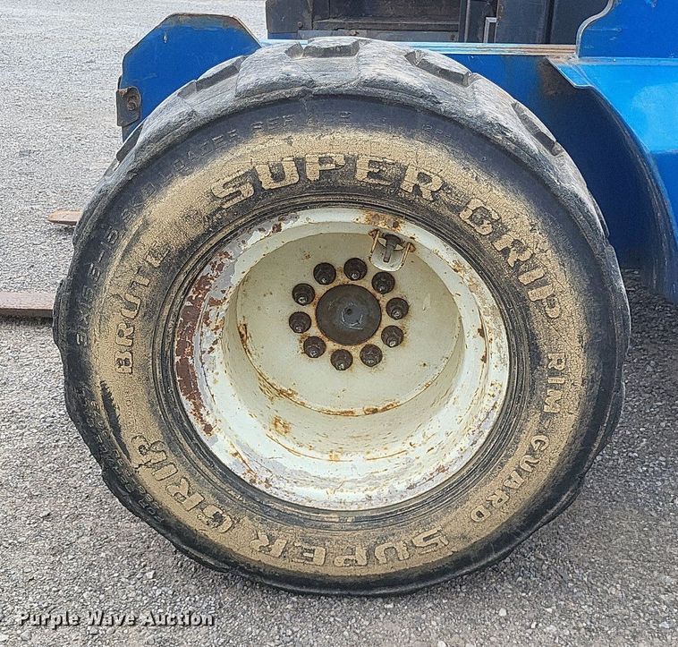 image for item DR4779 2013 Great Dane  FSP-0024-00099 flatbed trailer with forklift