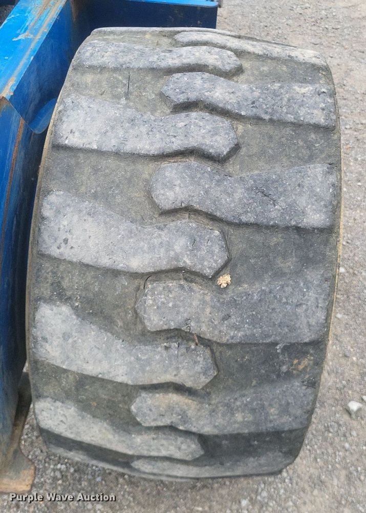 image for item DR4779 2013 Great Dane  FSP-0024-00099 flatbed trailer with forklift