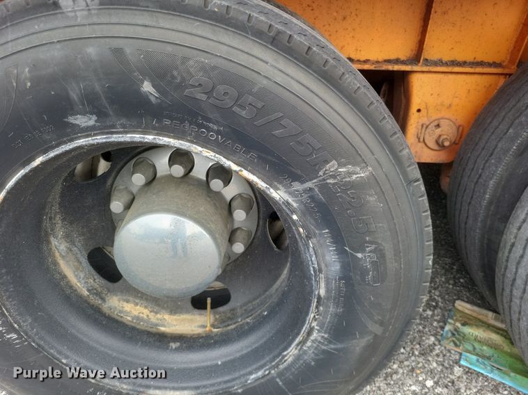 image for item DR4779 2013 Great Dane  FSP-0024-00099 flatbed trailer with forklift