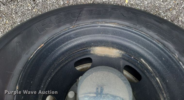 image for item DR4779 2013 Great Dane  FSP-0024-00099 flatbed trailer with forklift