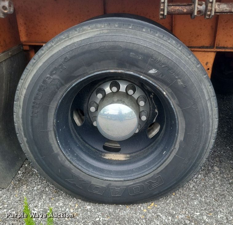 image for item DR4779 2013 Great Dane  FSP-0024-00099 flatbed trailer with forklift