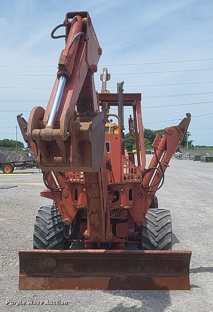 image for item DR4792 1998 Ditch Witch  5110 trencher